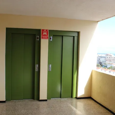 Апартаменты Torres Del Sol 15 Floor The Hightest Плая-де-лас-Америкас